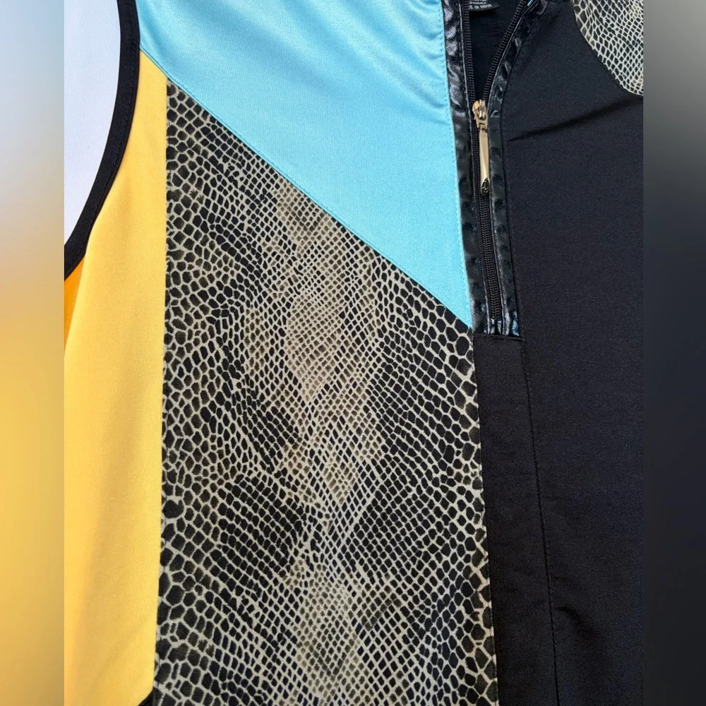 Jamie Sadock‎ geometric sleeveless 1/4 zip performance shirt